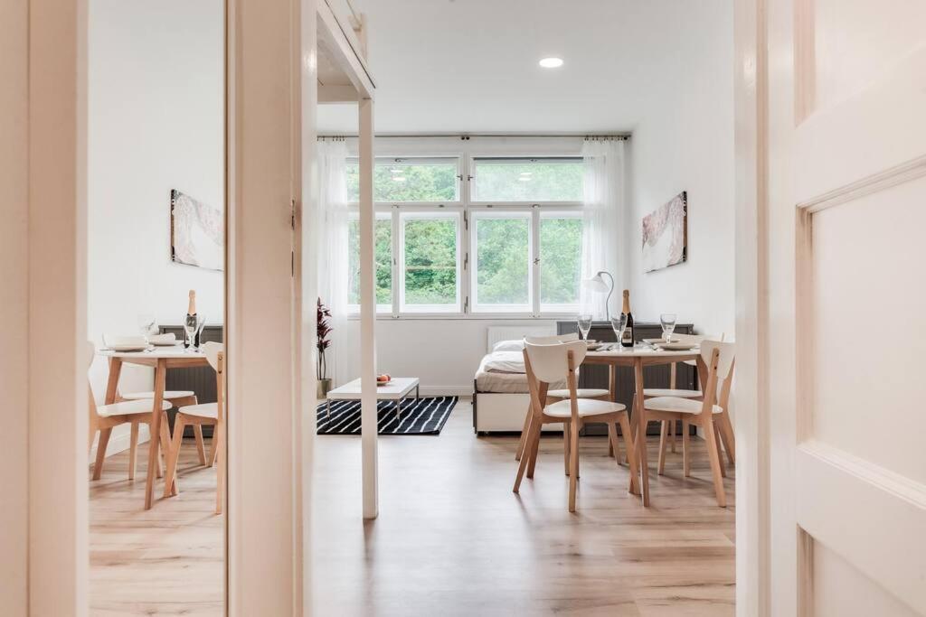 Studio Mala Strana - Prague Historical Center Екстер'єр фото